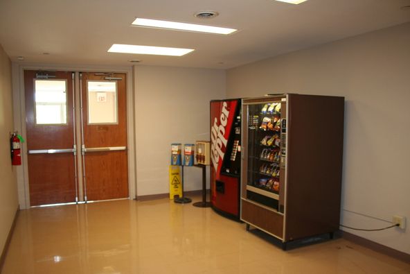The Pinnacle Building: 412 N. Cedar Bluff Road, Knoxville, TN 37923